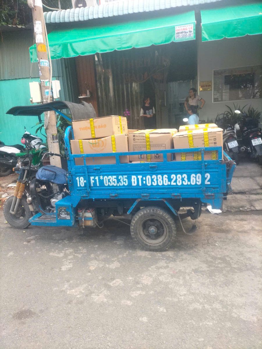 xe ba gác vận chuyển hàng hóa trong ngày quận 12