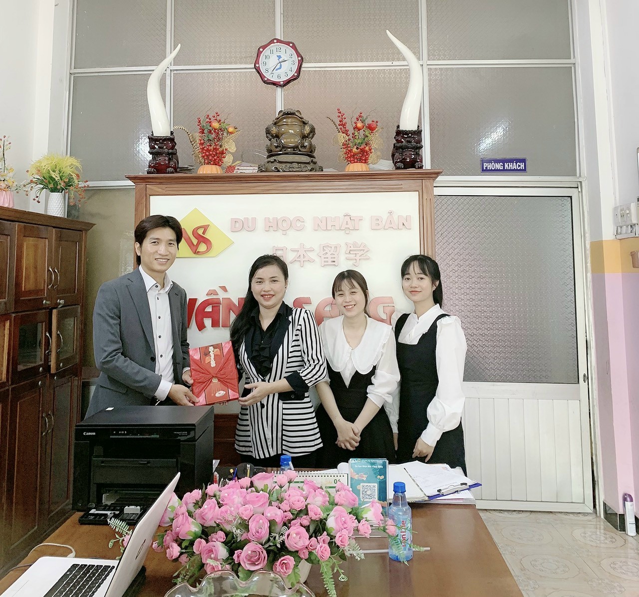 CTY TNHH TƯ VẤN DU HỌC NHẬT BẢN VẦNG SÁNG